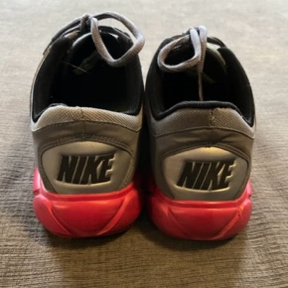 Nike sneakers pink and grey size 7.5 - Picture 3 of 6